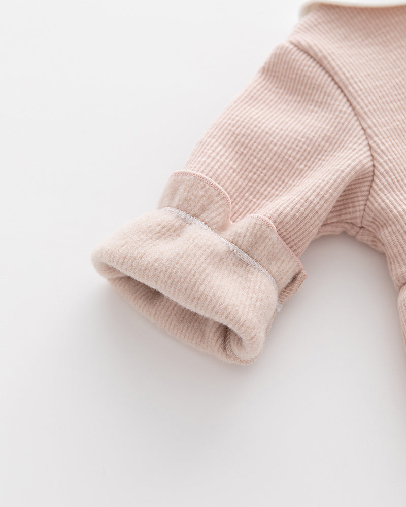 Baby-Set mit Spitzenoverall und Mütze mit Fleecefutter für Mädchen