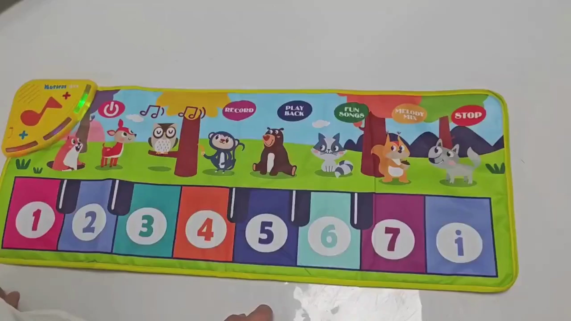 video of a piano play mat